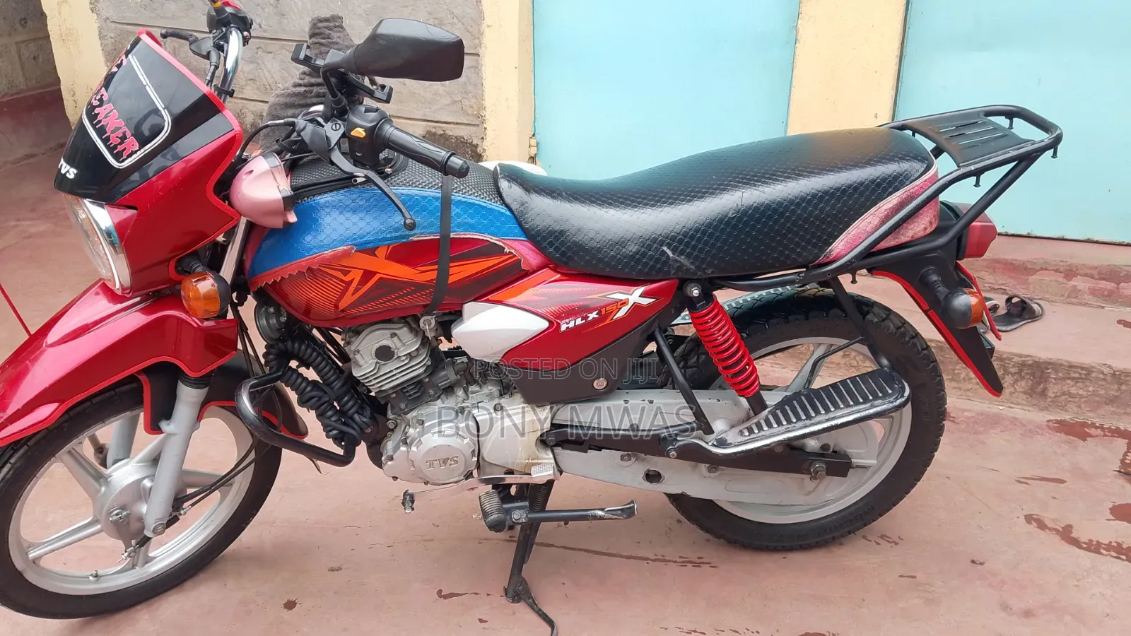 TVS HLX Plus ES 2024 Red