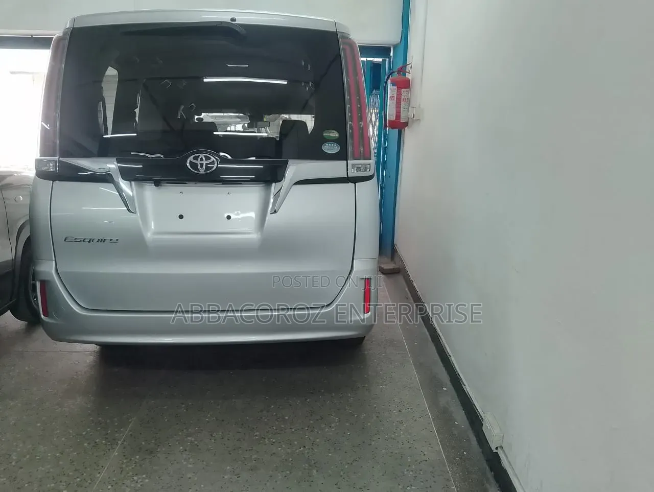 Toyota Esquire 2019 Silver