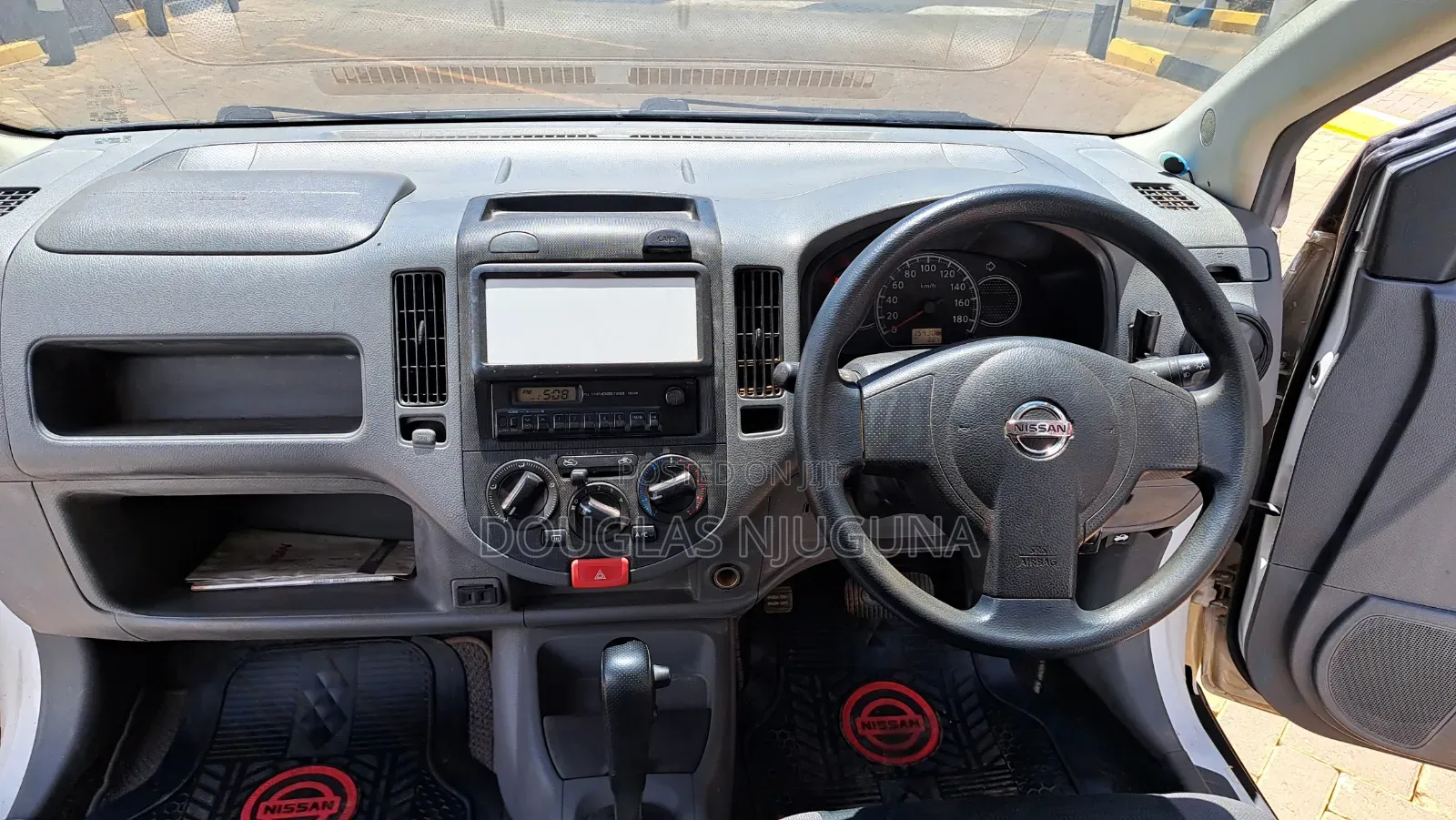 Nissan Advan 2013 White
