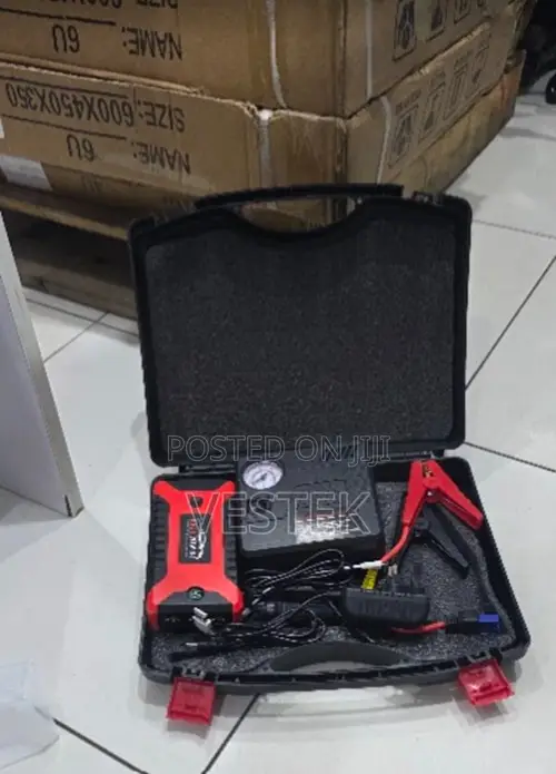 Multi-Function 12V Portable Car Jump Starter With Tyre Inflator