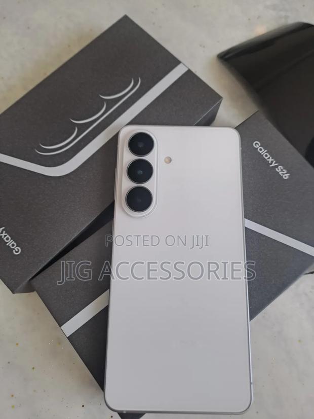 New Samsung Galaxy s26 512 GB Silver - main view