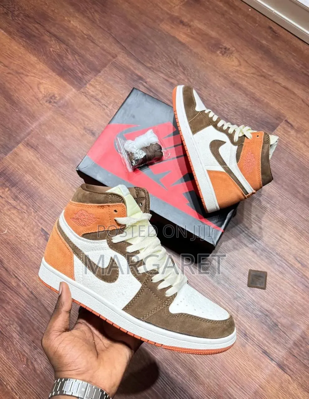 Jordan 1 Sneakers