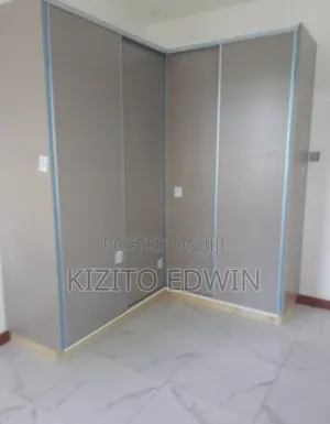 Closest Interior Design