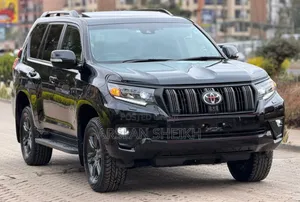 Toyota Land Cruiser Prado 2023 Black