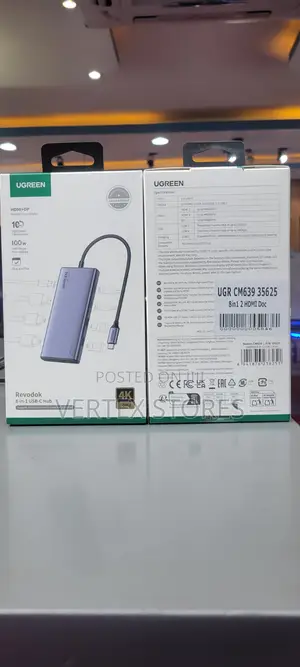 UGREEN CM639 8-in-1 USB-C Docking Station - Gray