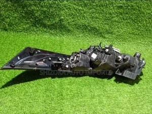 Headlight Assy Rh Mazda Biante  2011