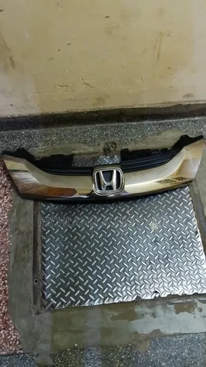 Front Grille Honda Odyssey 2015