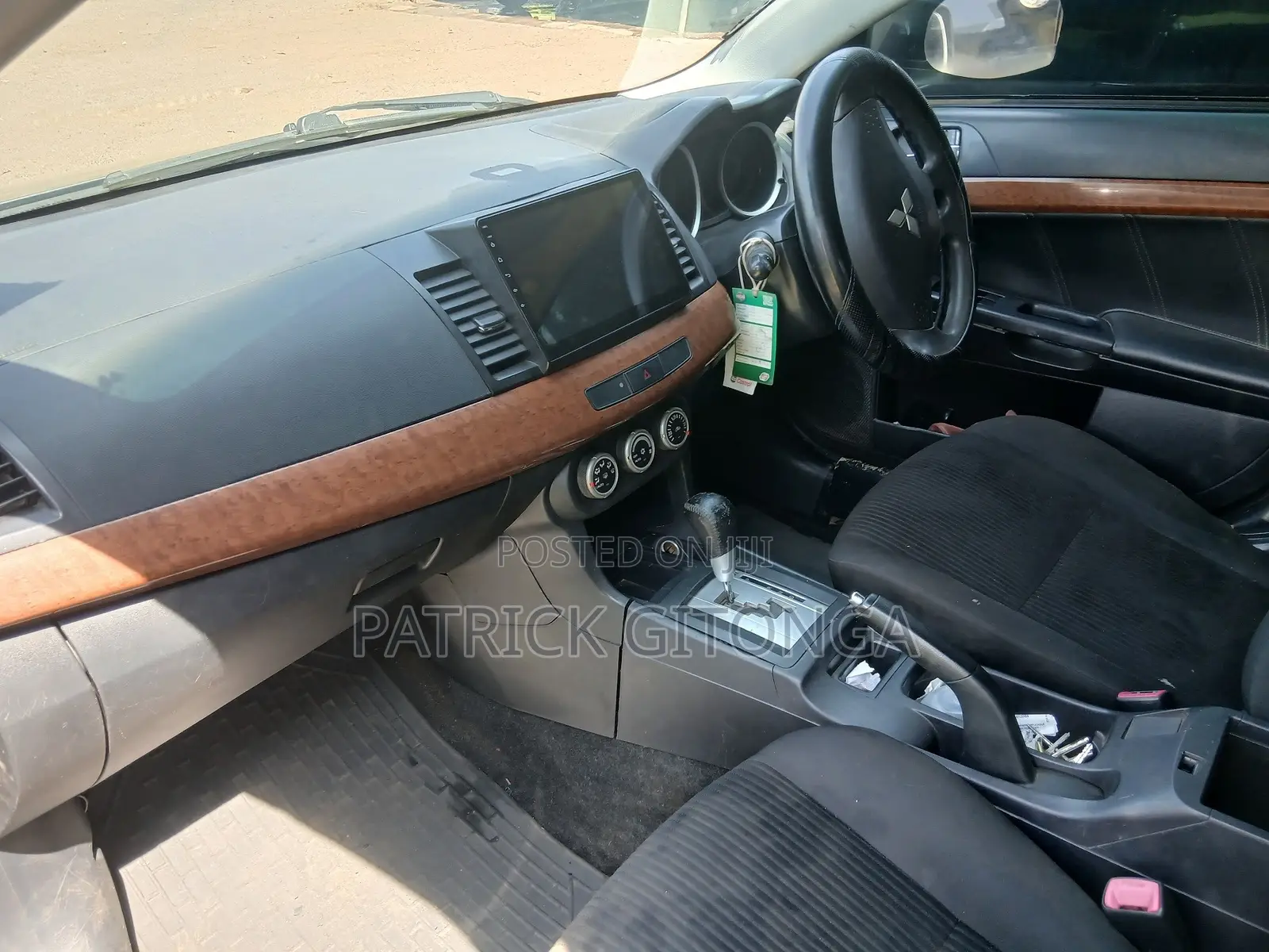 Mitsubishi Lancer 2015 Silver