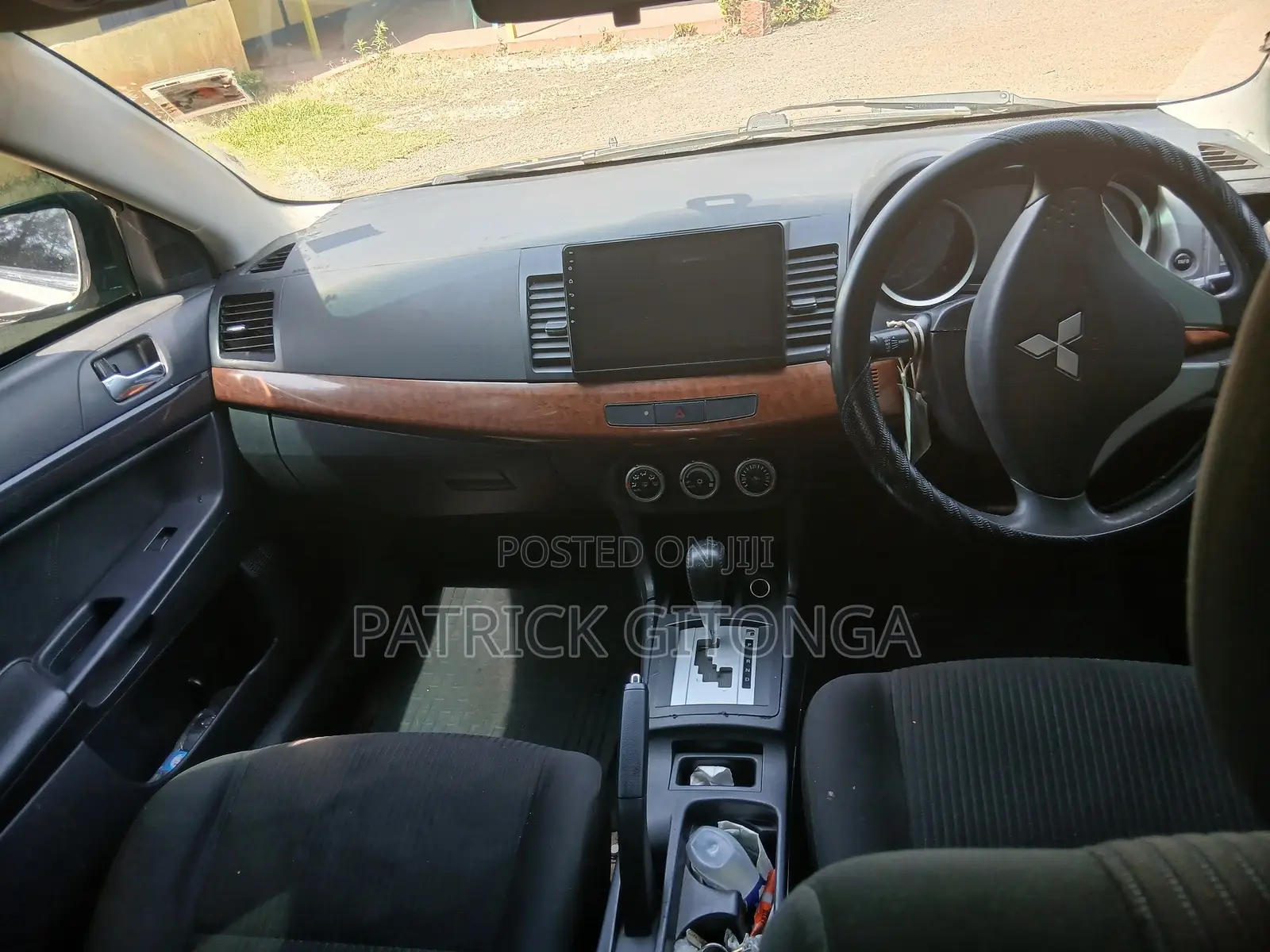 Mitsubishi Lancer 2015 Silver