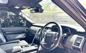 Land Rover Discovery 2017 Black