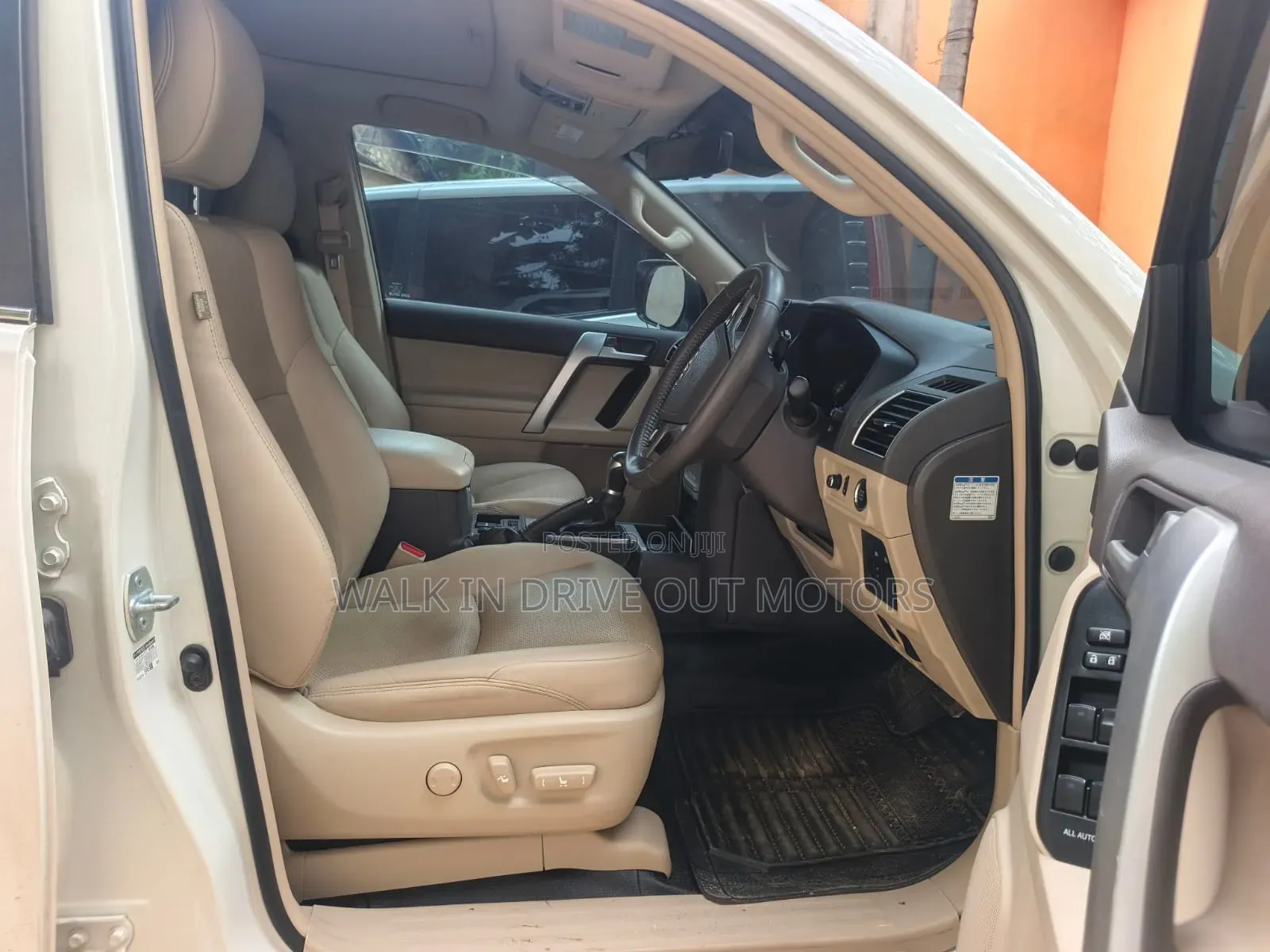 Toyota Land Cruiser 2021 White