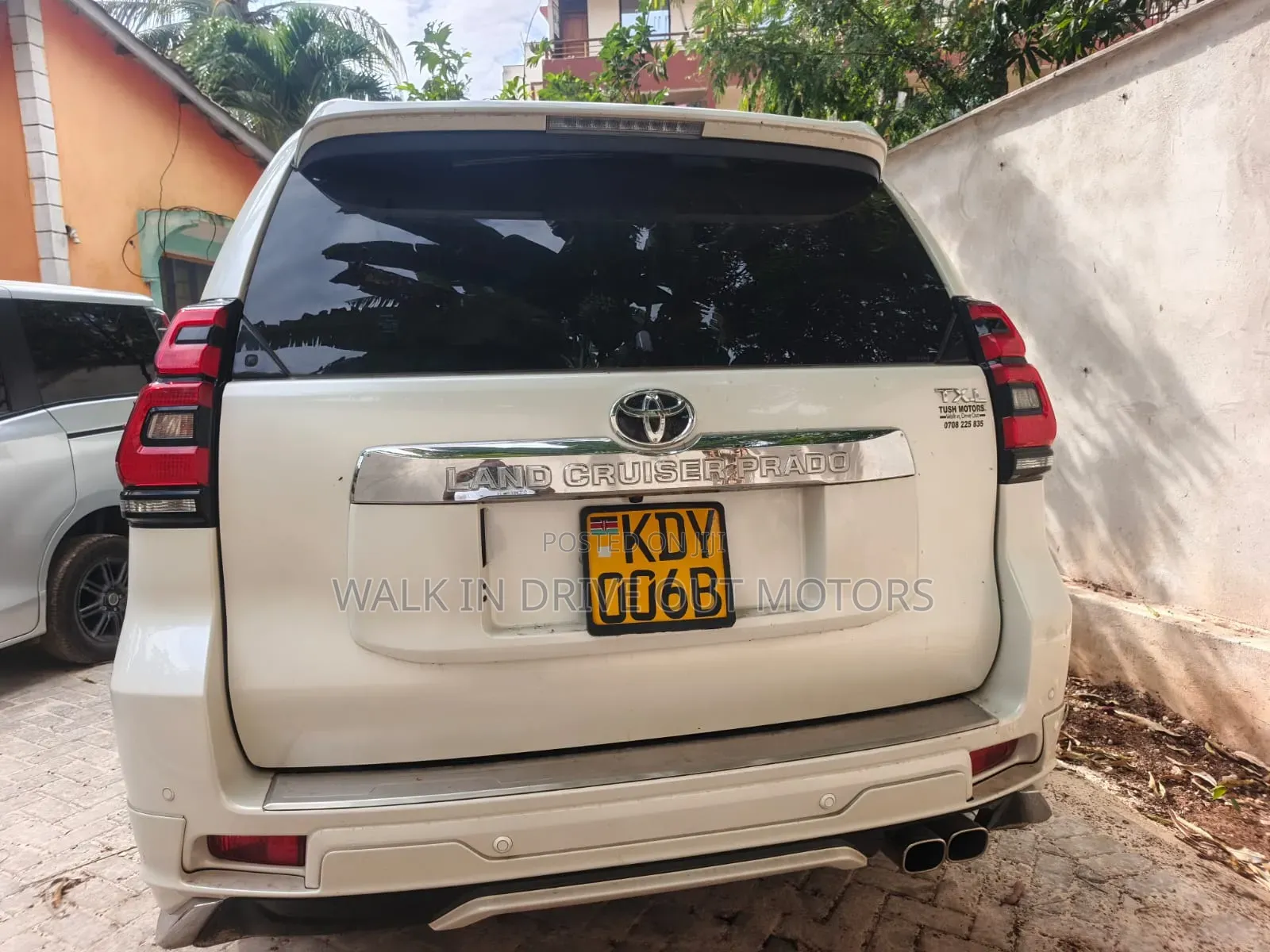 Toyota Land Cruiser 2021 White