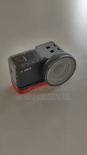 Insta360 One R Action Camera