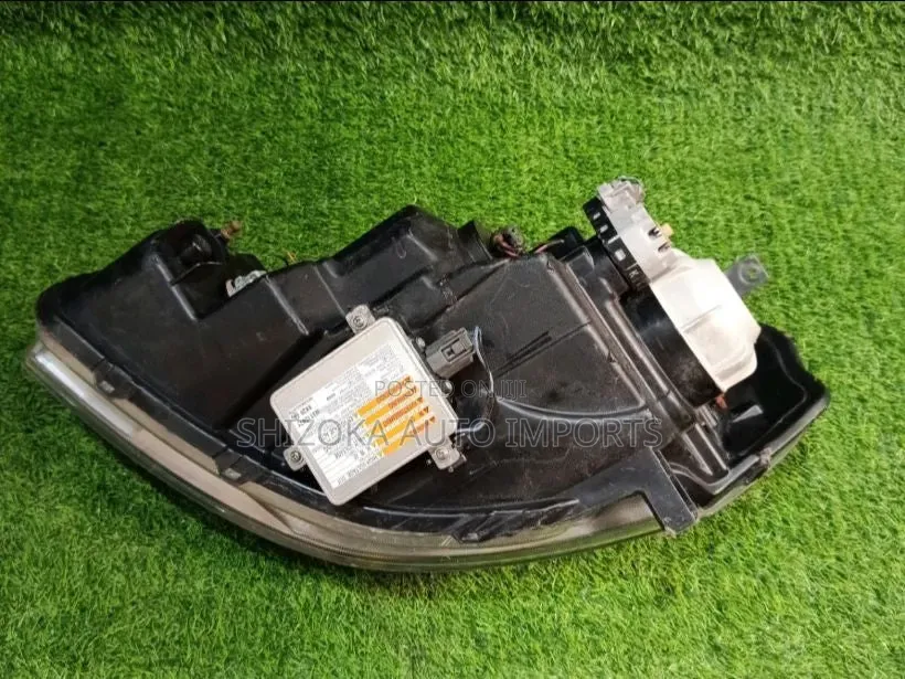 Headlight Assy Rh Suzuki Sx4 Xenon 2007