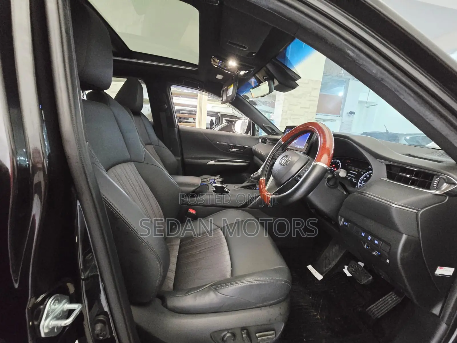 Toyota Harrier 2021 Black