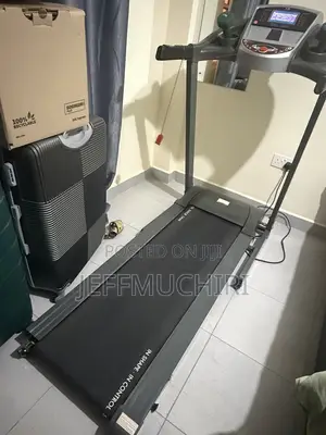 Treadmill (Body Sculpture Bt-3134)