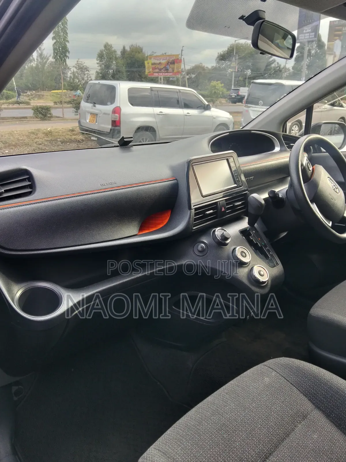 Toyota Sienta 1.5 AWD (6-seater) 2020 Black