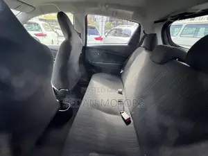 Toyota Vitz 2019 Gray