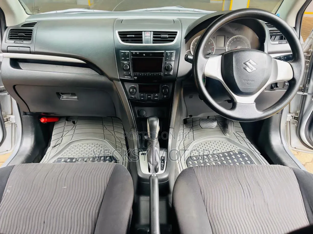 Suzuki Swift 2013 Silver