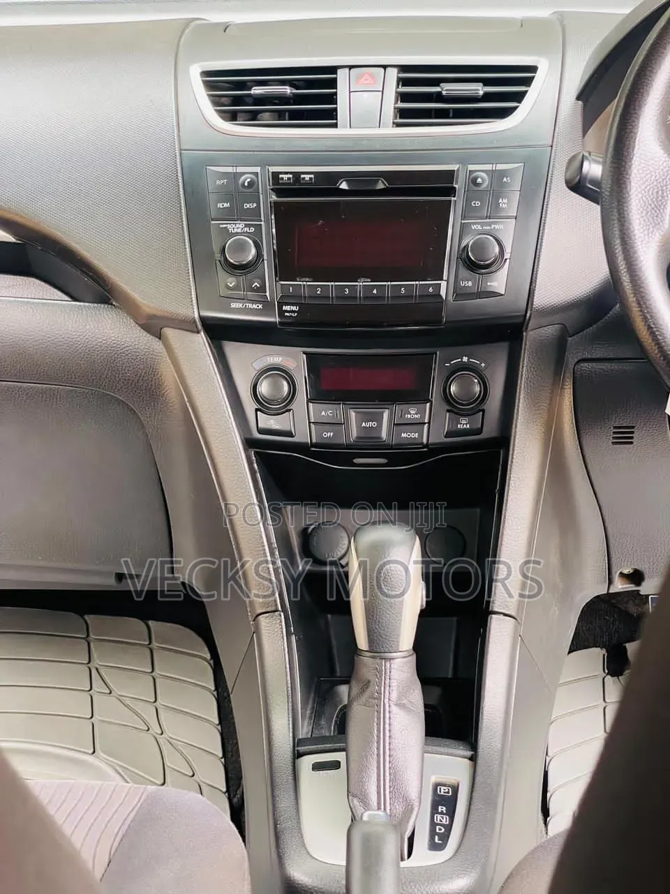 Suzuki Swift 2013 Silver