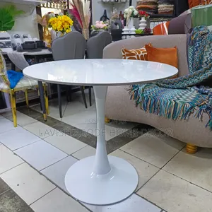 White Round Tulip Table – Modern Elegant Dining Table