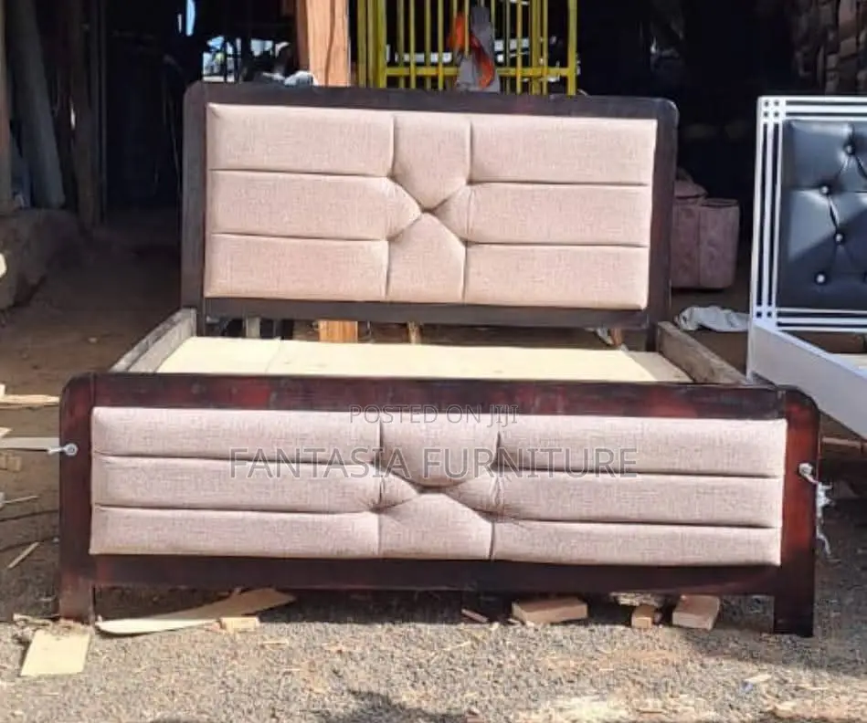 5x6 Grey Diamond Tufted Mocket Bed: Free Delivery
