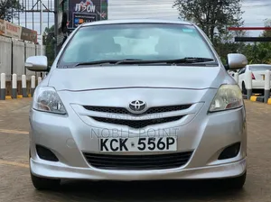 Toyota Belta 2009 Silver