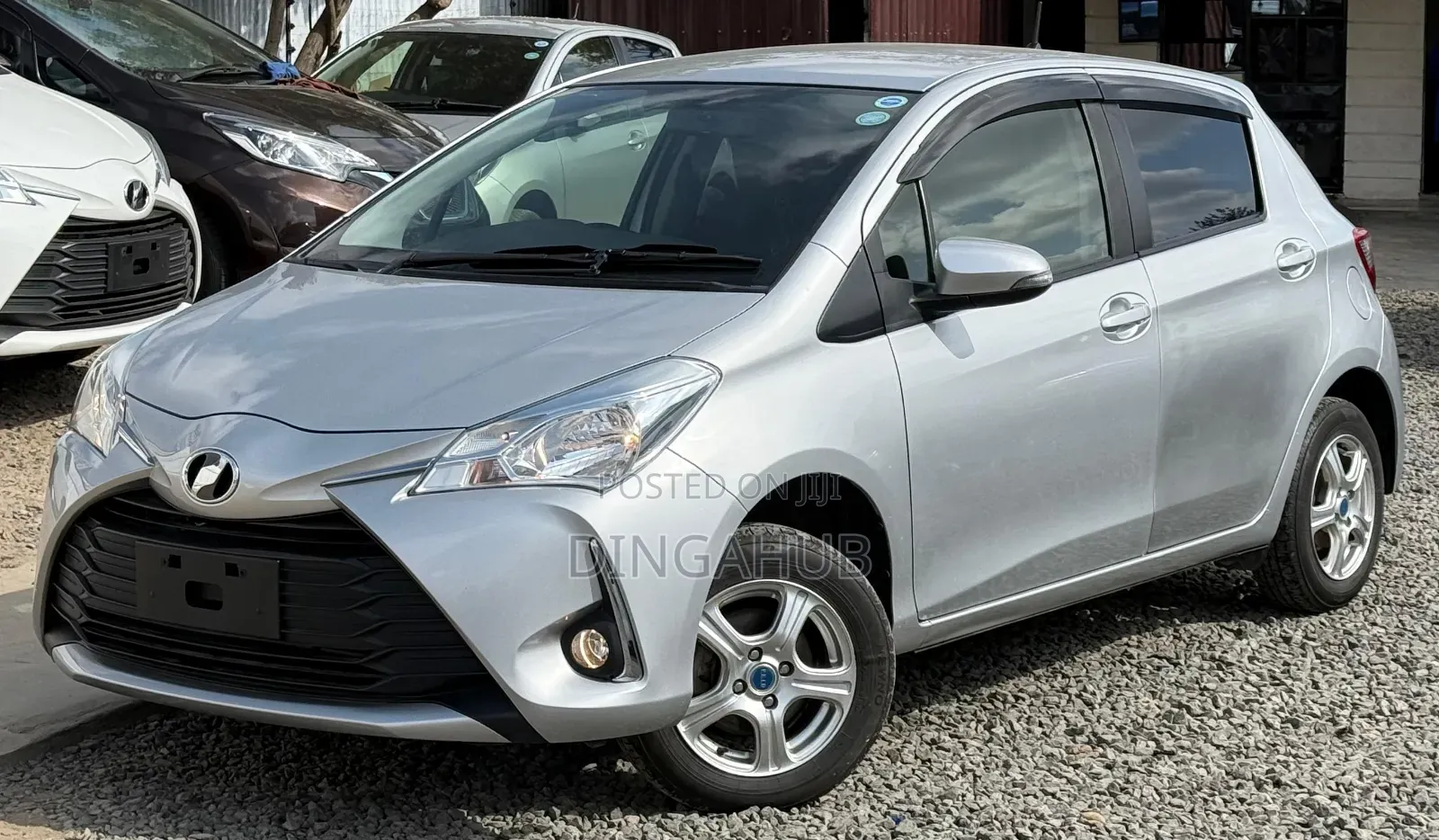 Toyota Vitz 2019 Silver