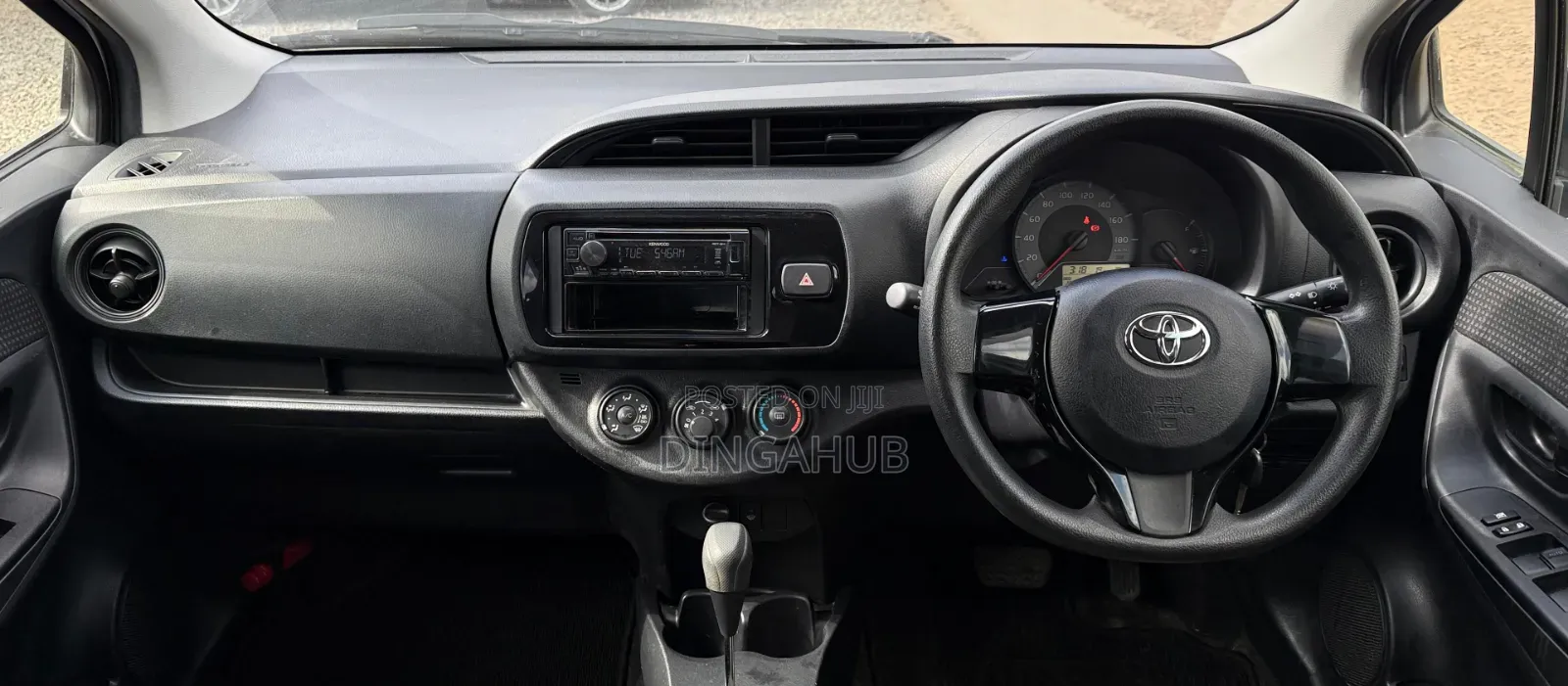 Toyota Vitz 2019 Silver