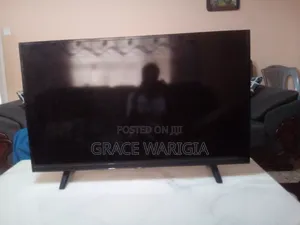 Samsung 43 Flat Screen TV- HDMI USB With Remote Great Condition