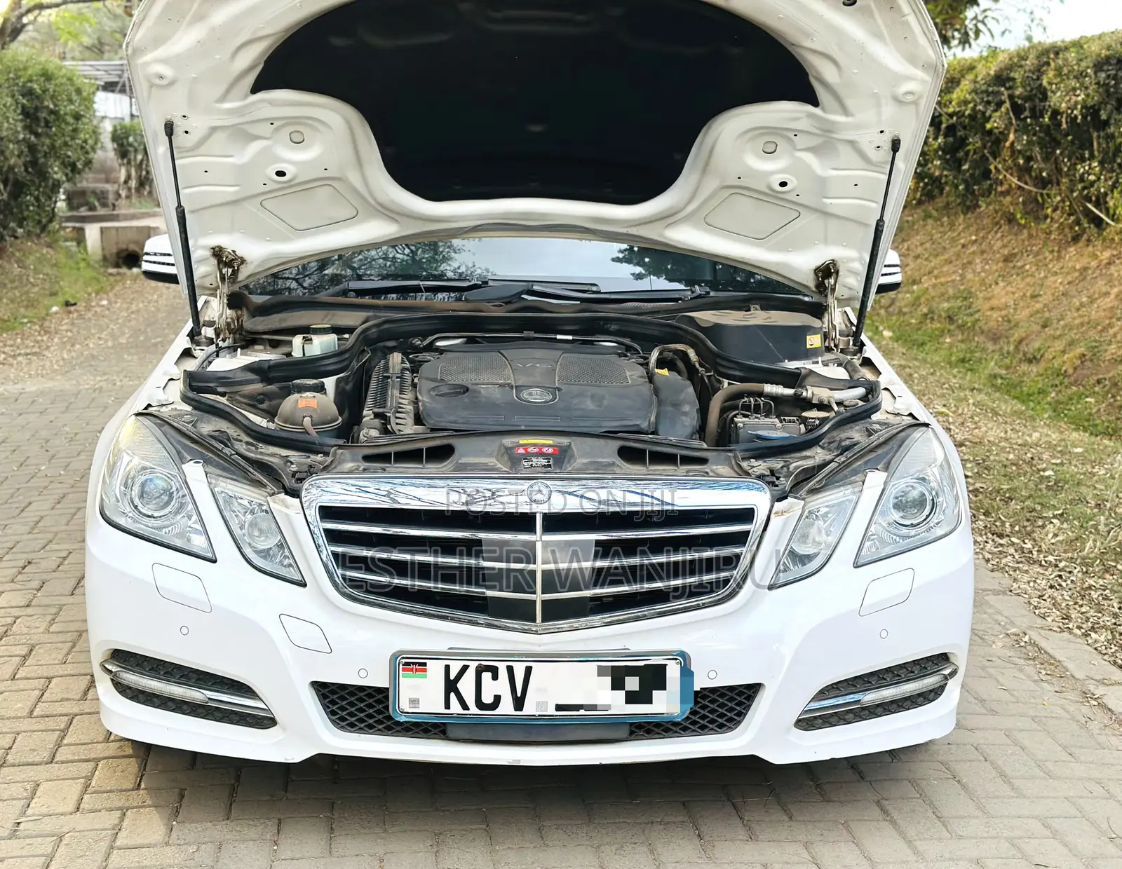 Mercedes-Benz E350 2012 White