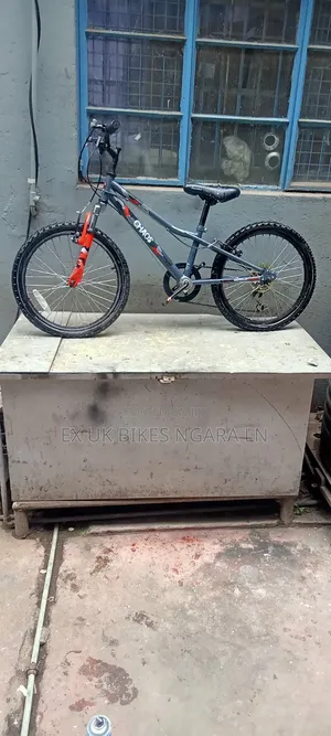 EX UK Size 20 APOLLO Bicycle for 6-7 Yr Old Kid