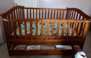 Baby Cot With Mattress and Drawer