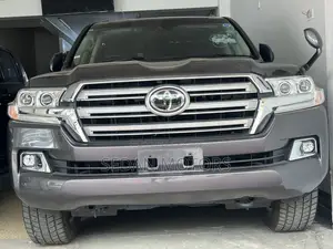 Toyota Land Cruiser 2019 Gray