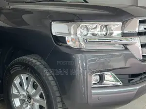 Toyota Land Cruiser 2019 Gray