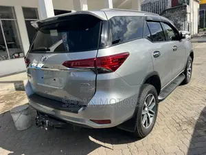 Toyota Fortuner 2019 Gray