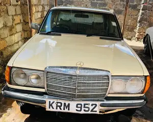 Mercedes-Benz 200 D Automatic 1979 Beige