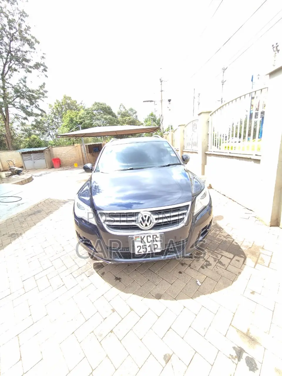 Volkswagen Tiguan S 2011 Black
