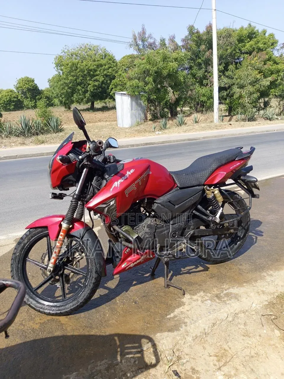 TVS Apache 180 RTR 2017 Red