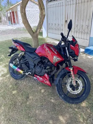 TVS Apache 180 RTR 2017 Red