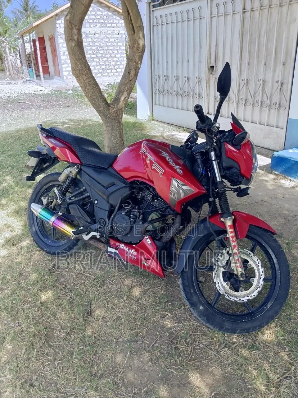 TVS Apache 180 RTR 2017 Red