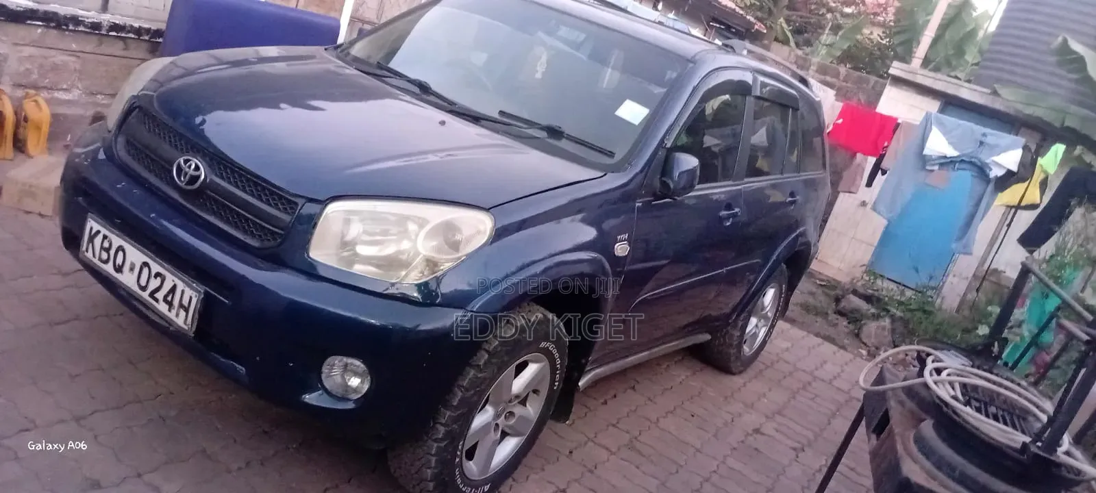 Toyota RAV4 2004 Blue