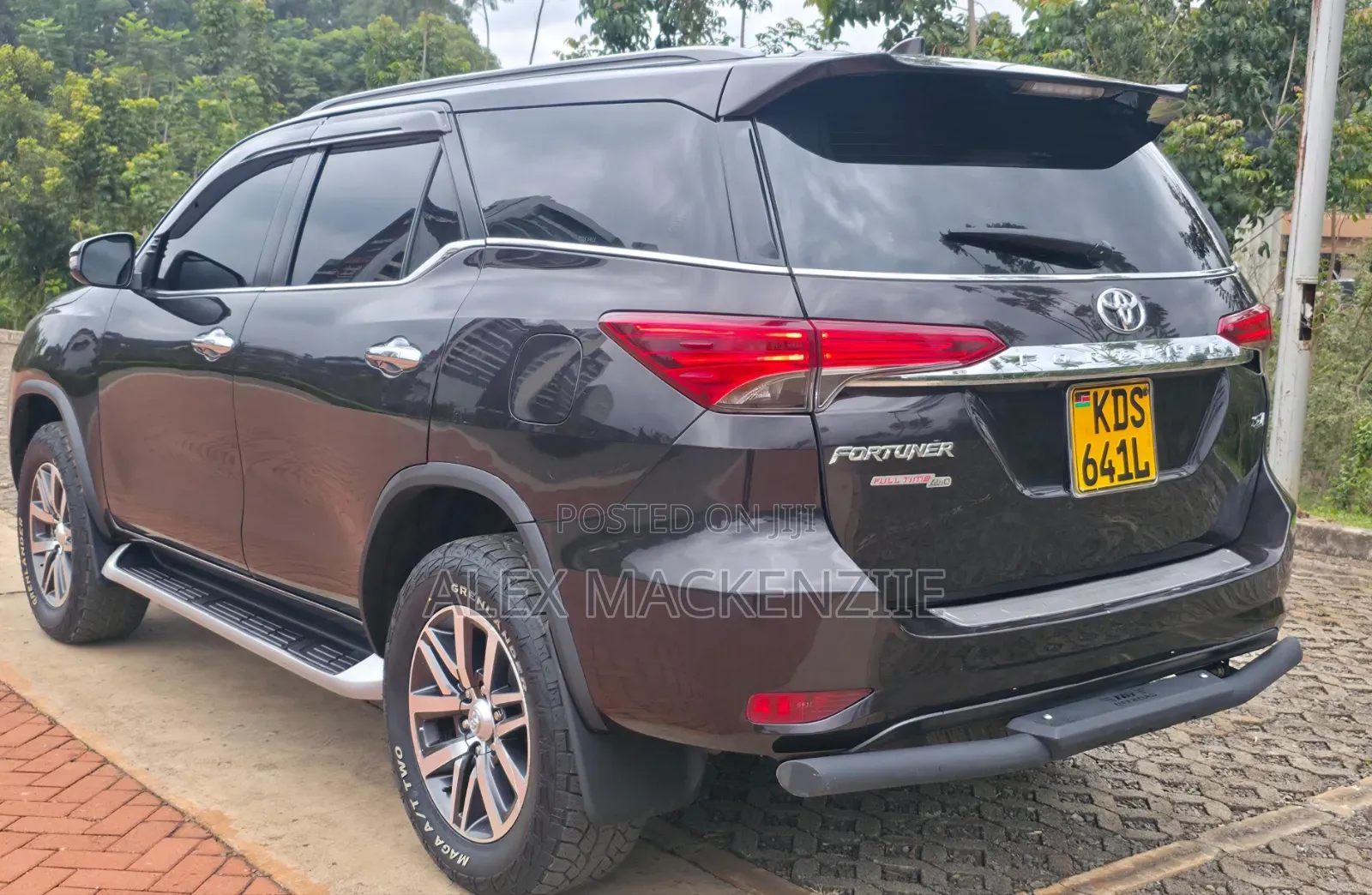 Toyota Fortuner 2018 Black