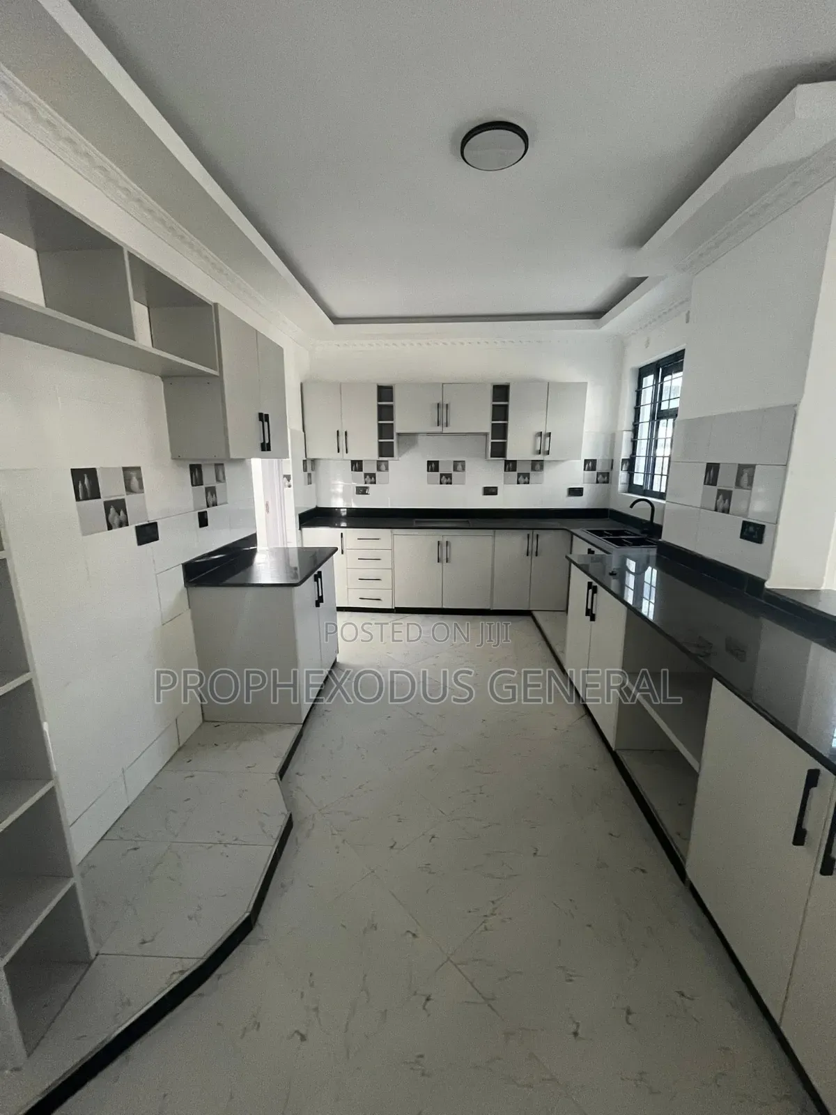 4bdrm Bungalow in Rimpa for sale