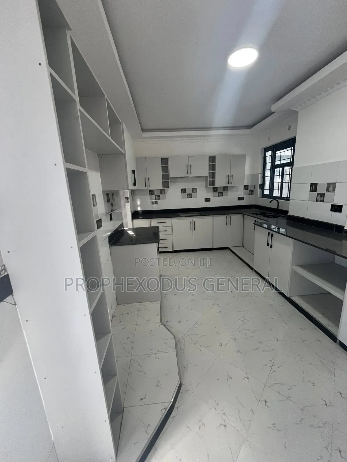 4bdrm Bungalow in Rimpa for sale