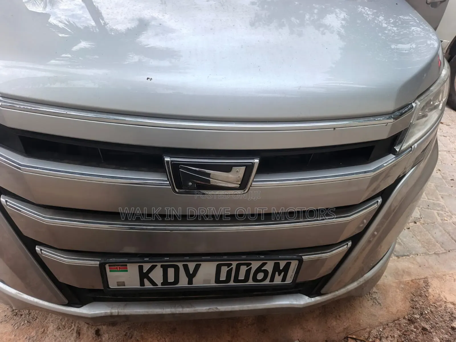 Toyota Noah 2020 Silver