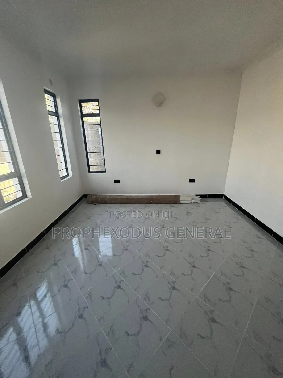4bdrm Bungalow in Rimpa for sale