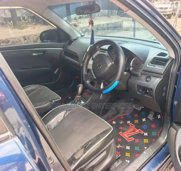 Suzuki Swift 2015 Blue
