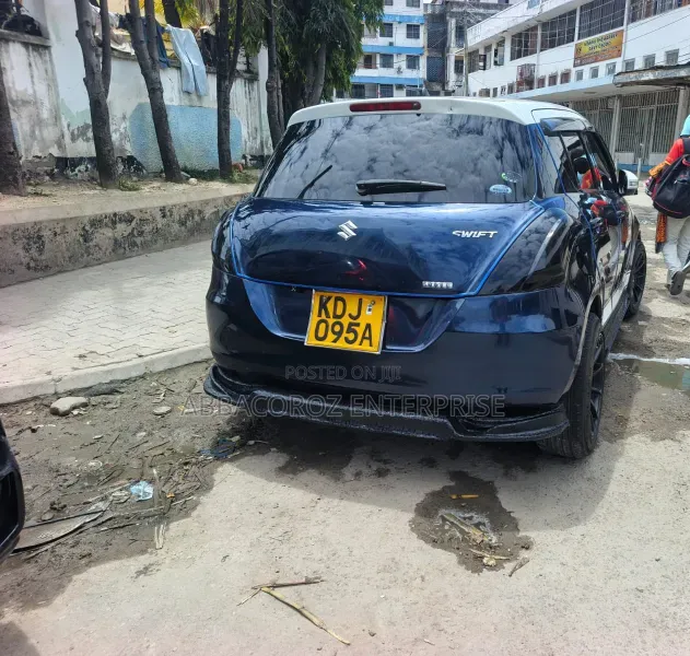 Suzuki Swift 2015 Blue