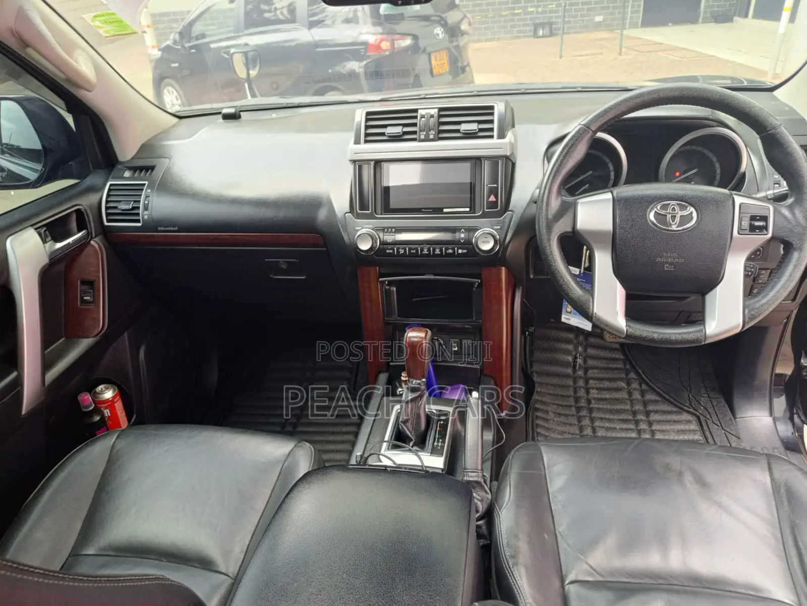 Toyota Land Cruiser Prado 2016 Black